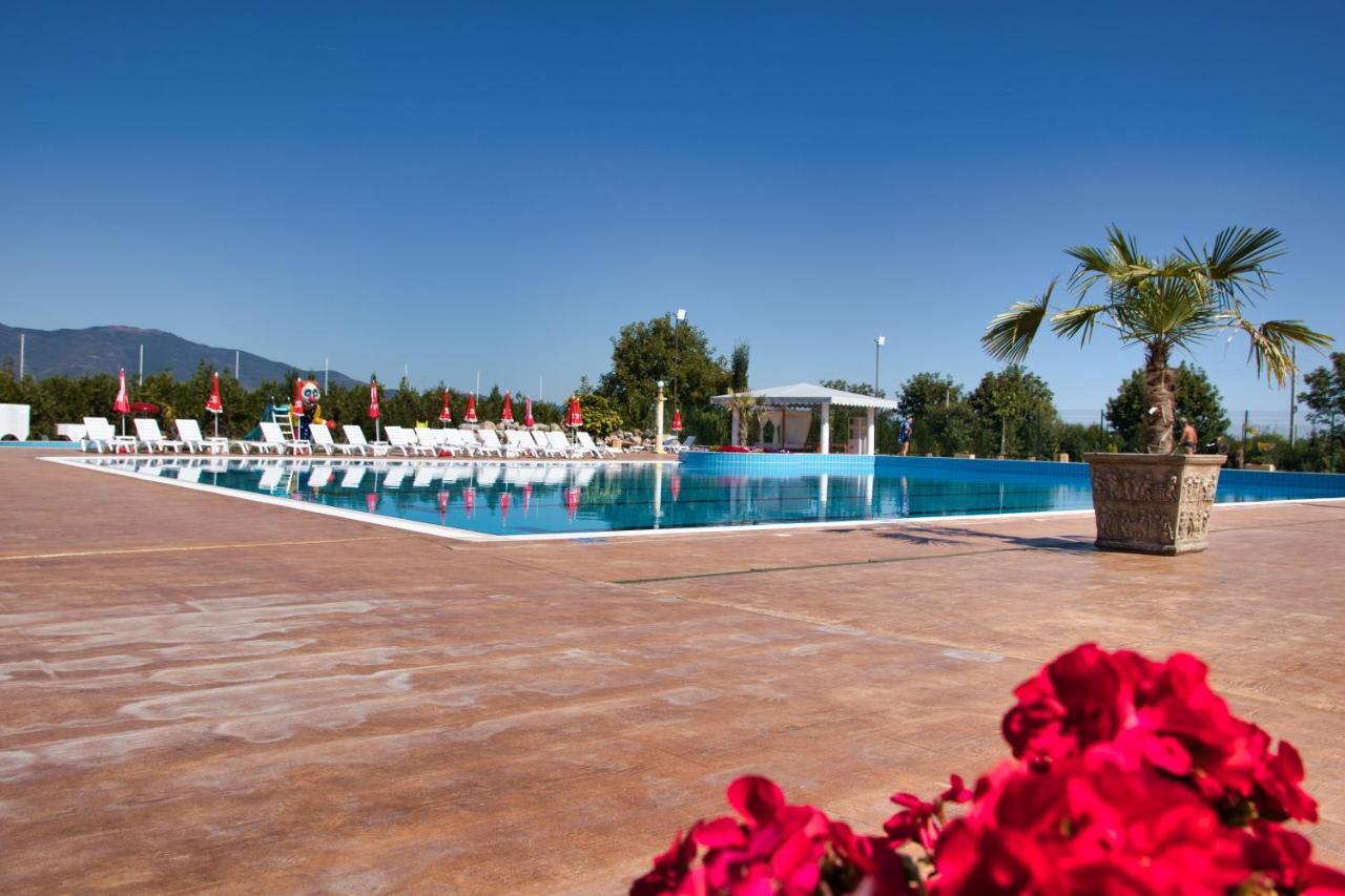 Balneo And Spa Complex Mineral Yagoda Esterno foto
