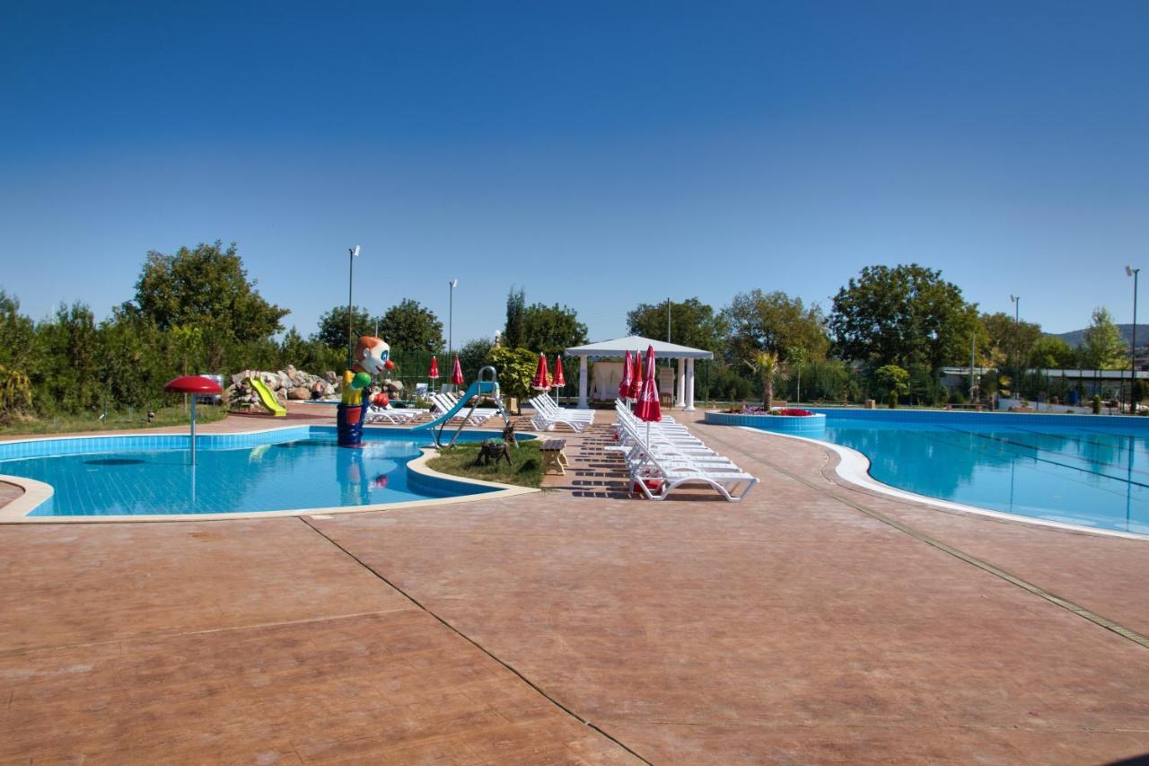 Balneo And Spa Complex Mineral Yagoda Esterno foto