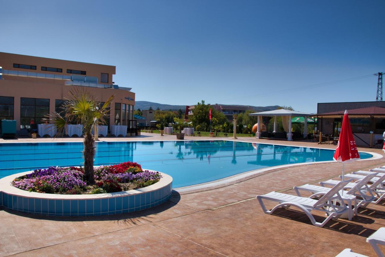 Balneo And Spa Complex Mineral Yagoda Esterno foto